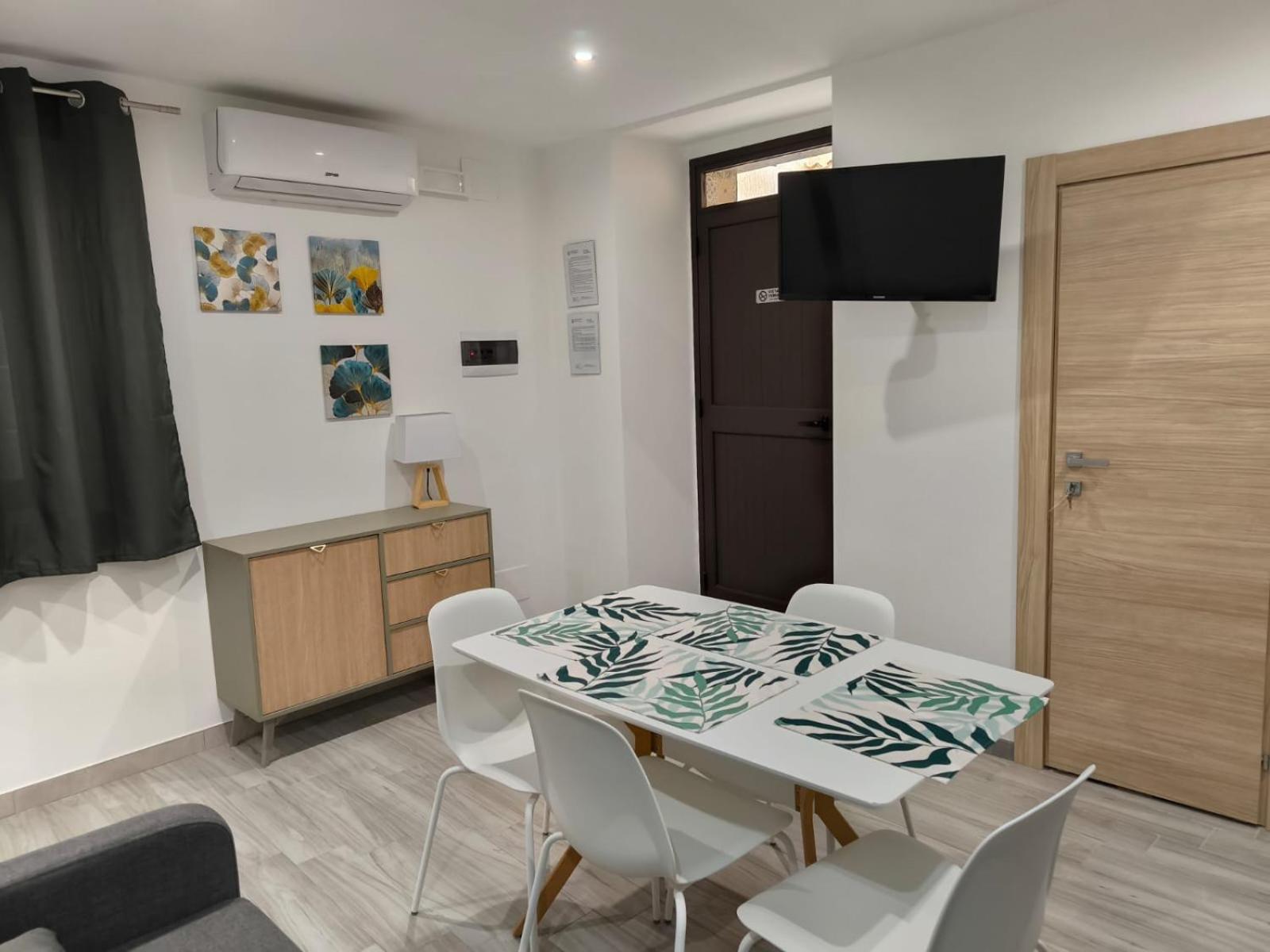 Studio Apartments Salvo 7 Agrigento Exterior foto
