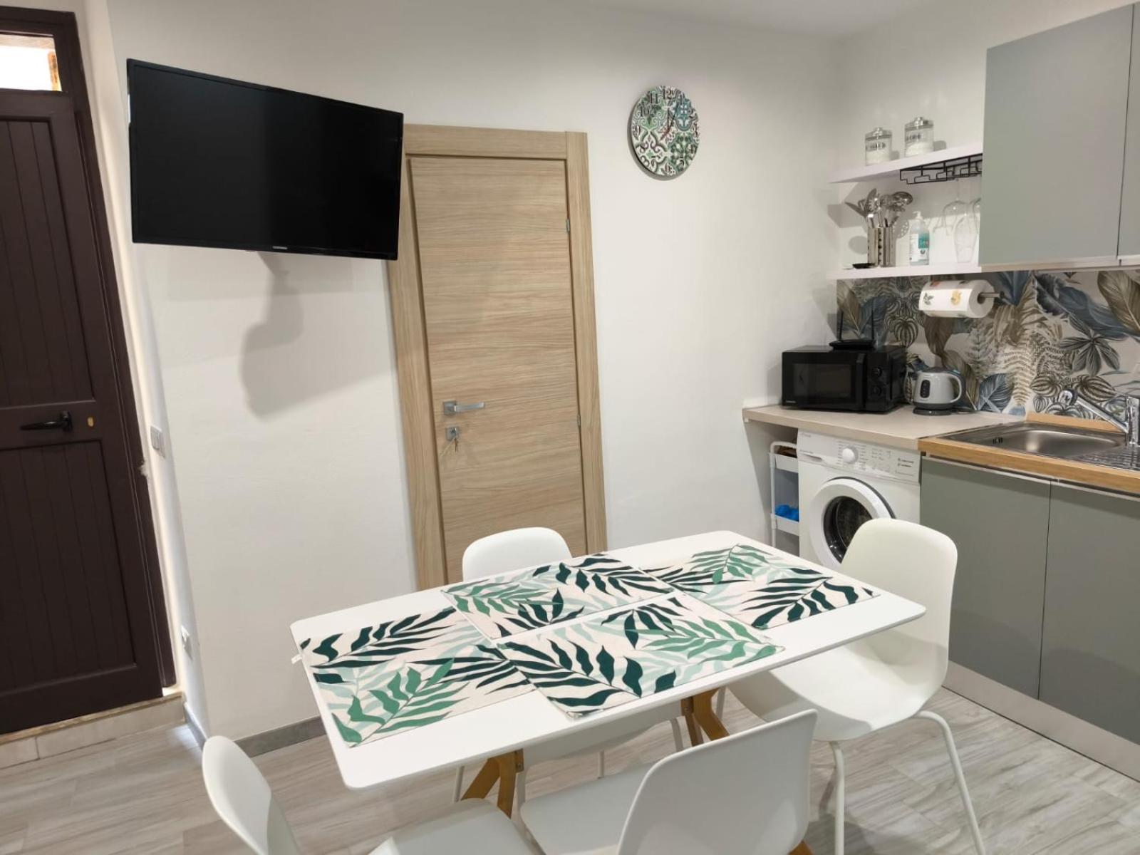 Studio Apartments Salvo 7 Agrigento Exterior foto